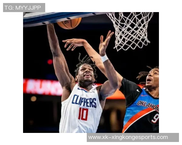 克雷格波特精彩表现撤步远投被犯规成功打成三分加一 克雷格波特精彩表现撤步远投被犯规成功打成三分加一