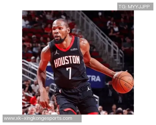 小卡半场强势表现单打得分12分4板3断全力防守杜兰特 小卡半场强势表现单打得分12分4板3断全力防守杜兰特