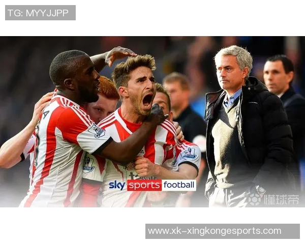 34岁前锋博里尼正式加盟英乙索尔福德城曾效力于利物浦和米兰等豪门